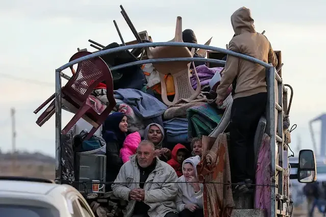 ترامب غزة، الملك عبد الله فلسطين، تهجير الفلسطينيين، خطة ترامب غزة، مساعدات الأردن، حماس إسرائيل، نتنياهو غزة، الموقف العربي غزة، حل الدولتين، الضغوط الأمريكية الأردن.