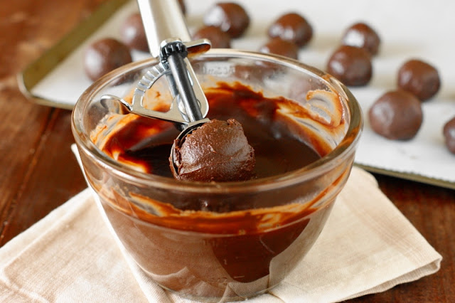 s the Christmas season without chocolate Kahlua Chocolate Truffles