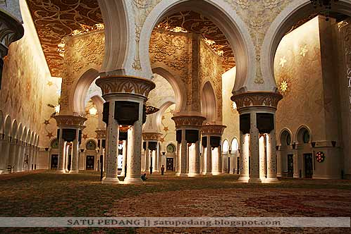 Sejarah Bangunan Masjid Taj Mahal India