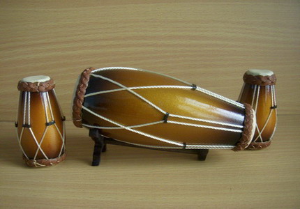 Alat Musik Tradisional Gendang ( Kendang ) ~ Sniperoze