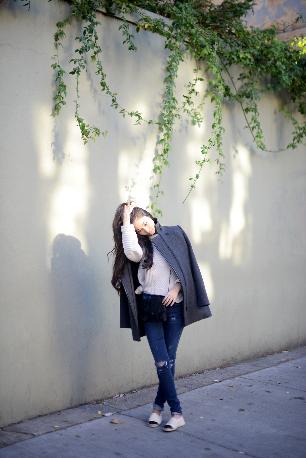 Ribbed Knit Asymmetric Hem Sweater and Citizens of Humanity Skinny Jeans / FOREVERVANNY.com