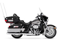 2011-Harley-Davidson-FLHTCU-Ultra-Classic-Electra-Glide