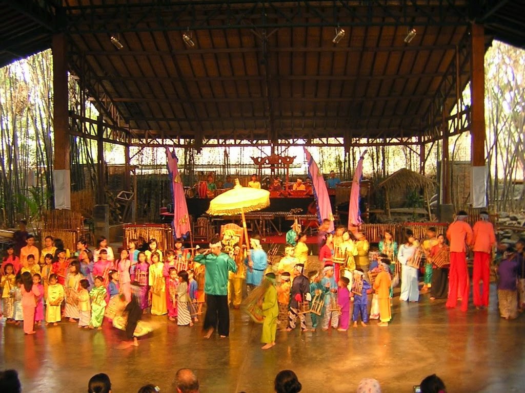 Saung Angklung Udjo