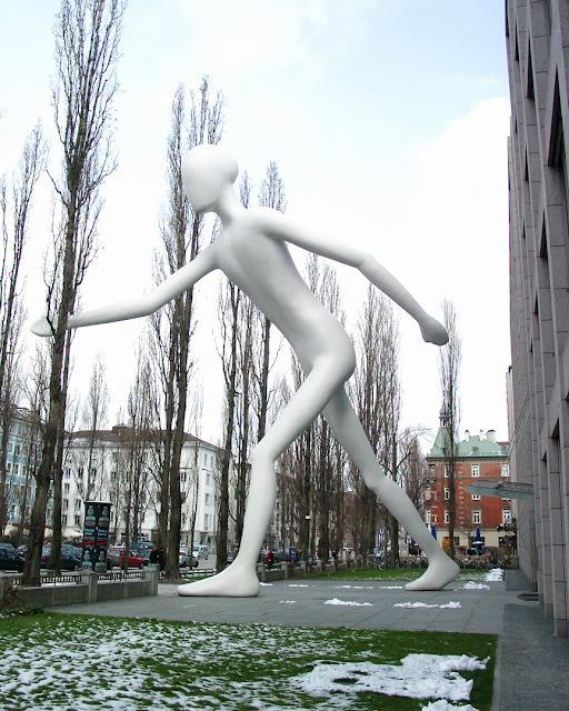 Walking Man by Jonathan Borofsky, Leopoldstraße, Munich