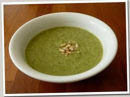 paleo diet menu_broccoli and pinenut soup