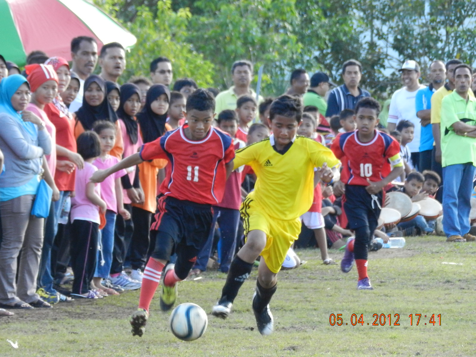 Selamat Datang Ke Blog Rasmi: SERI BERANG JUARA BOLA SEPAK ZON 2 HULU T'GANU