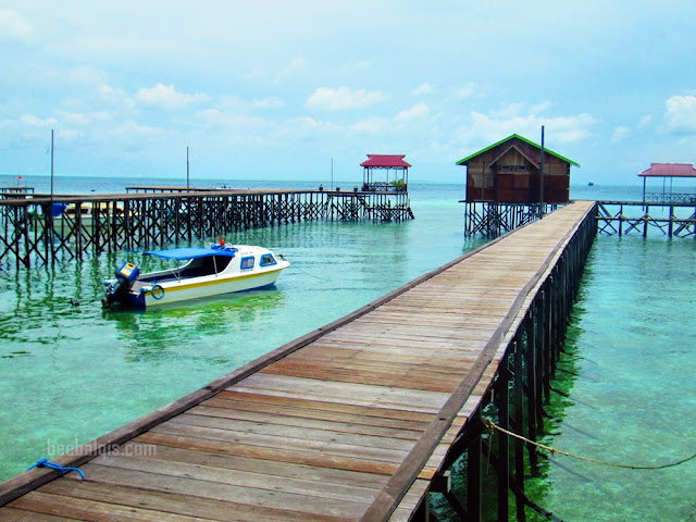 Suasana di Pulau Derawan