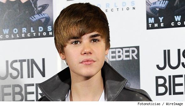 justin bieber new haircut 2011 wallpaper. hot justin bieber new pictures