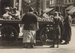 Jewish market day, Kensington Avenue, Toronto, Canada, 1924 (Toronto Public Library)