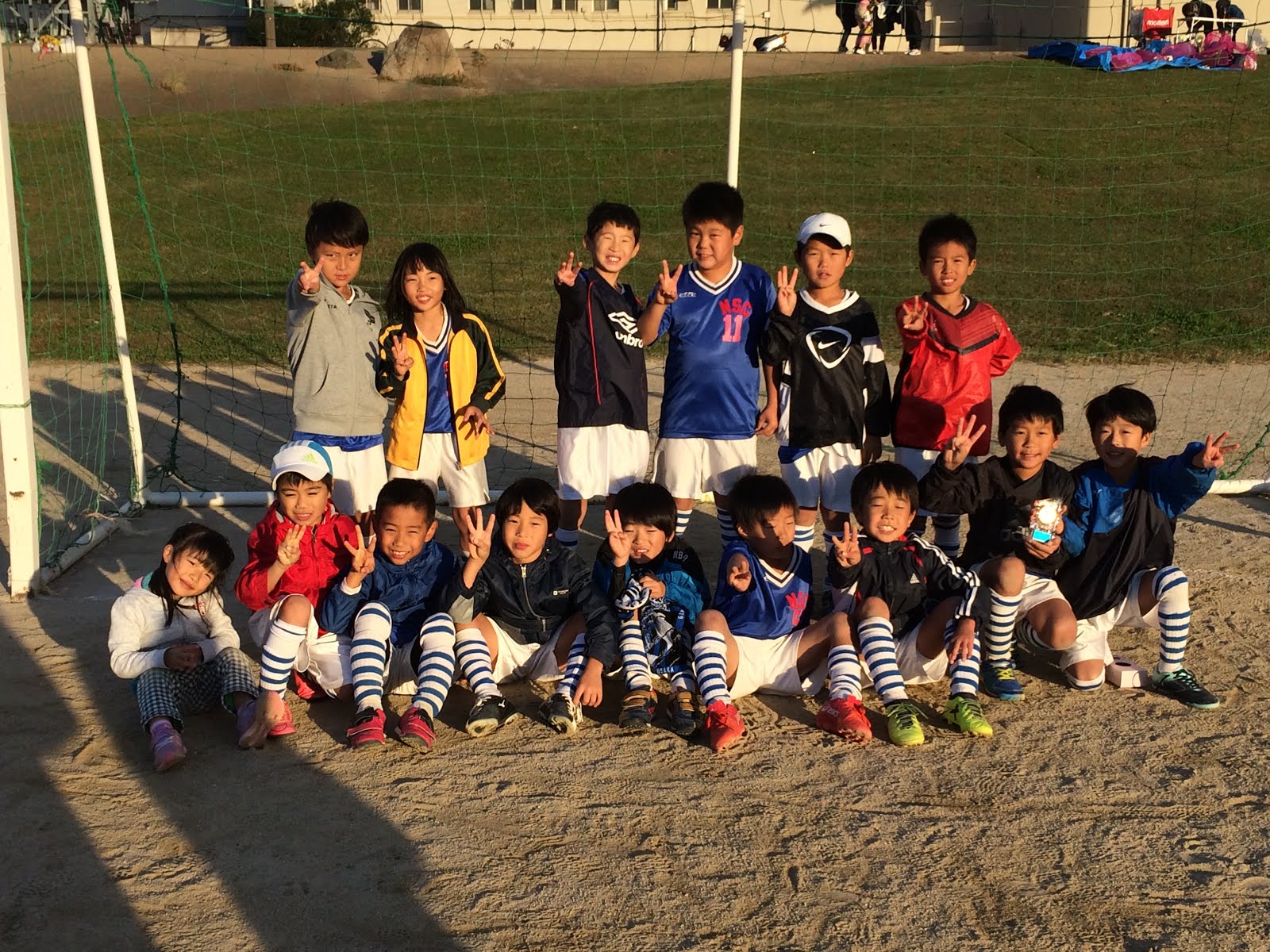 宝塚 仁川サッカークラブ ３年生 11 4コパ秦野