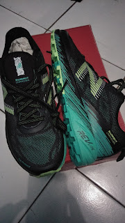 review sepatu ultralight, review sepatu new balance summit unknown, review sepatu new balance trail running, review summit unknown, new balance summit unknown