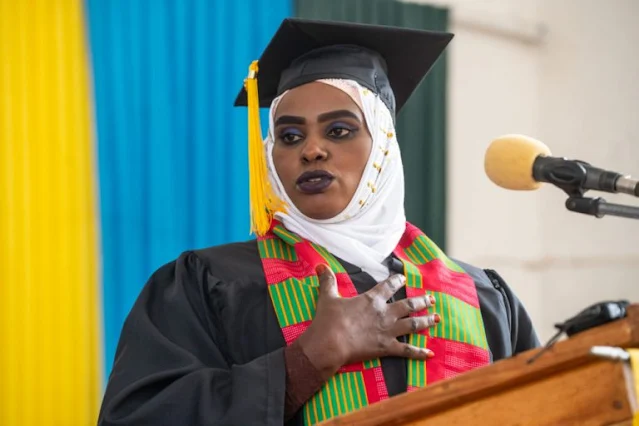 Joyce addresses her peers at graduation. Photo: JWL 2018