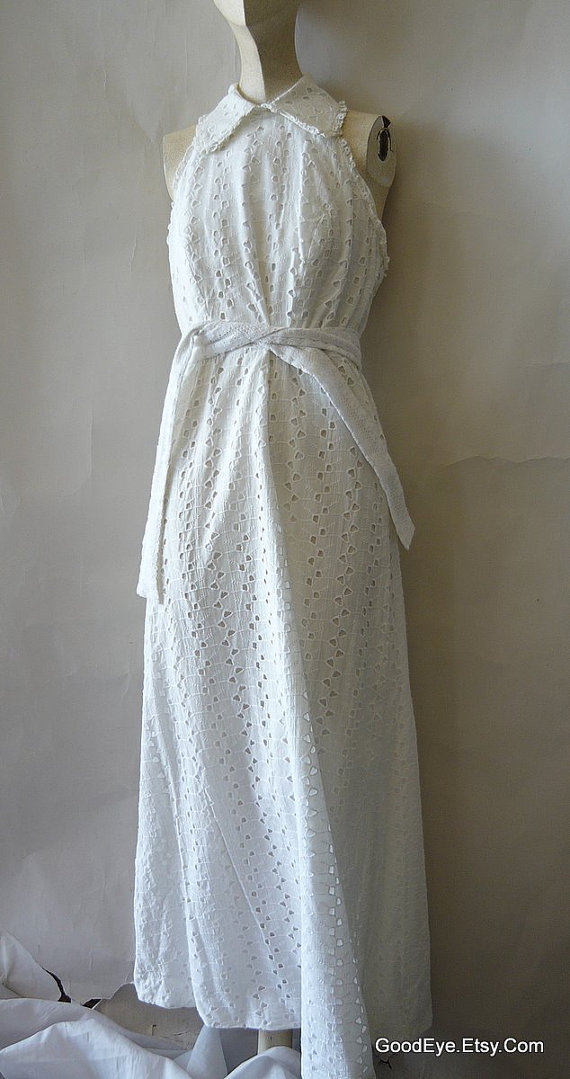 VINTAGE WEDDING DRESS Beautiful Eyelet Halter Dress