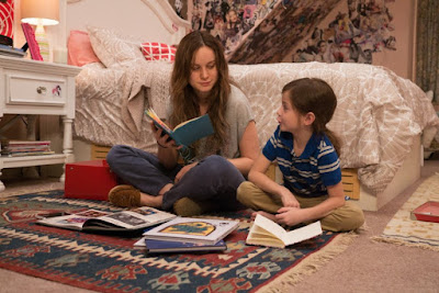 Brie Larson and Jacob Tremblay in Room (2015)