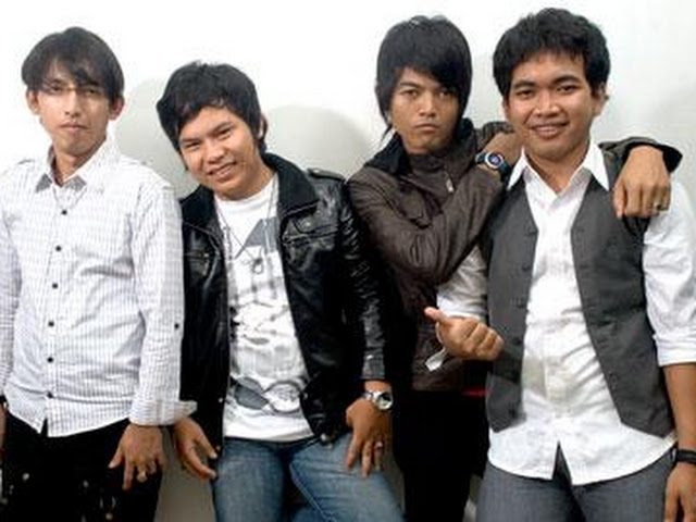 Lirik Lagu Wali - Cari Berkah (CABE)