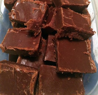 Quick Chocolate Peanut Butter Fudge