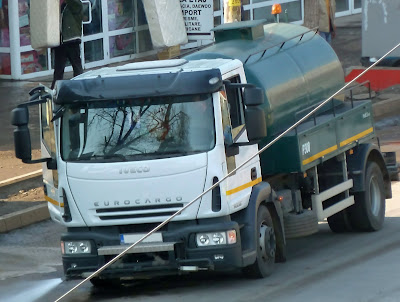 Iveco Eurocargo 4x2 Whater Tanker Truck White Cab Green Tank