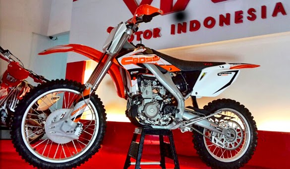  Motor  Trail  Viar  Cross  X  250 Terbaru 2015