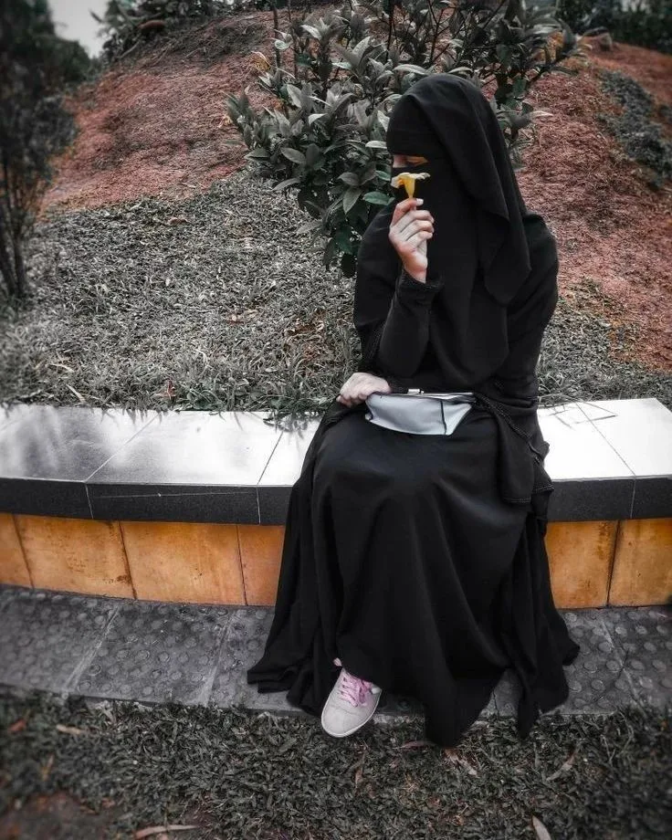 Black Hijab Girl