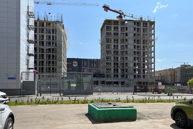 Новоостаповская улица, строящийся жилой комплекс Dubrovka Mypriority (территория бывшего Первого государственного подшипникового завода (ГПЗ-1))