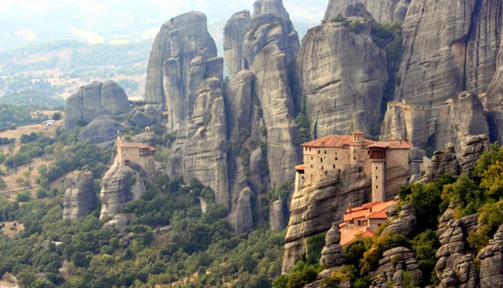 Greek Archaeological Council bans climbing contest at Meteora