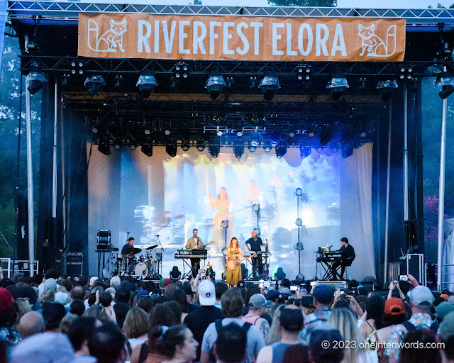 Feist at Riverfest Elora 2023 on August 18, 19, 20, 2023 Photo by John Ordean at One In Ten Words oneintenwords.com toronto indie alternative live music blog concert photography pictures photos nikon d750 camera yyz photographer