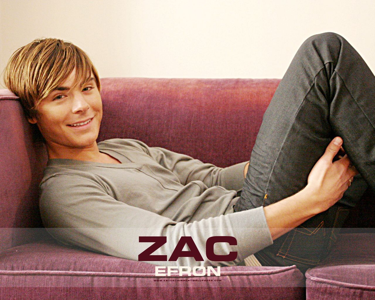 Zac Efron hd Wallpapers 2012 | All Hollywood Stars