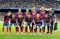 F. C. BARCELONA - Barcelona, España - Temporada 2013-14 - Adriano, Mascherano, Busquets, Piqué, Víctor Valdés; Messi, Alves, Alexis Sánchez, Cesc Fábregas, Iniesta y Neymar - F. C. BARCELONA 4 (Messi (3) y Piqué), AJAX DE ÁMSTERDAM 0 - 18/09/2013 - Liga de Campeones, fase de grupos - Barcelona, Nou Camp
