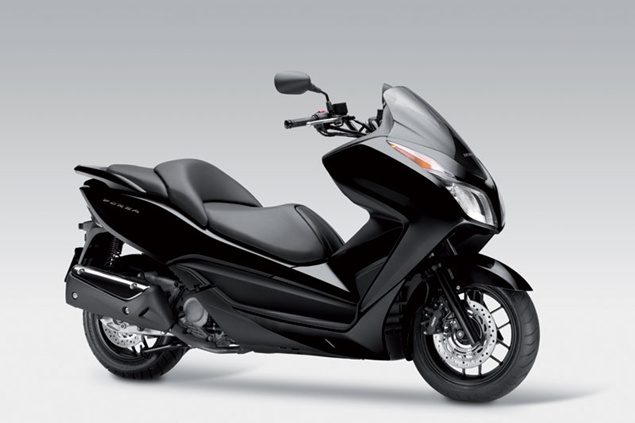 Honda NSS300 Forza Review