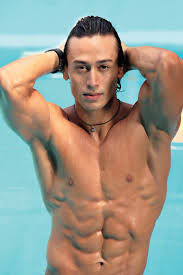 Latest hd Tiger Shroff image photos pictures your free download 17