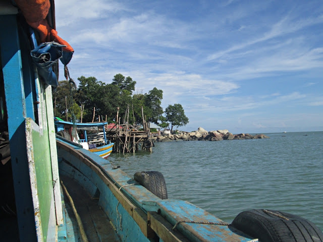 Pulau lemukutan. Tempat wisata di kalimantan barat indonesia