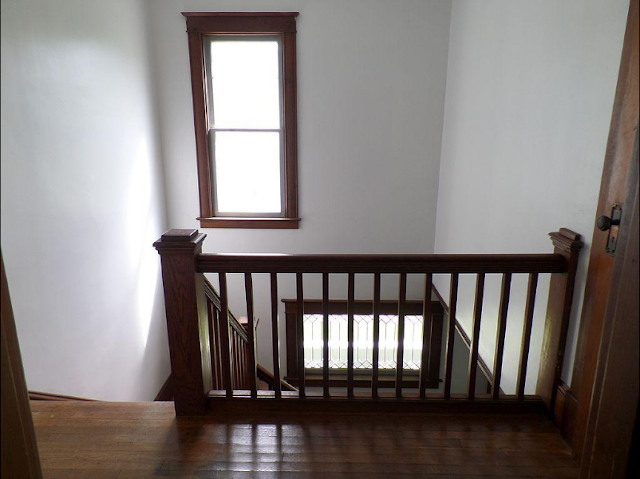 Sears Clyde No. 118 front staircase seen from 2nd floor