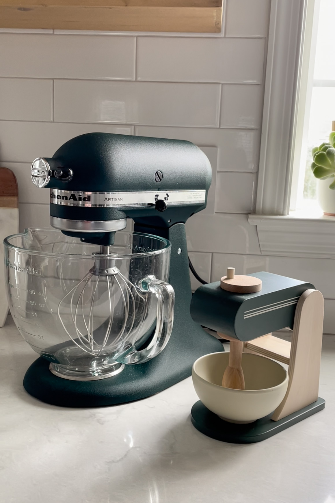 KitchenAid Artisan Series Stand Mixer - Hearth & Hand Exclusive - Magnolia