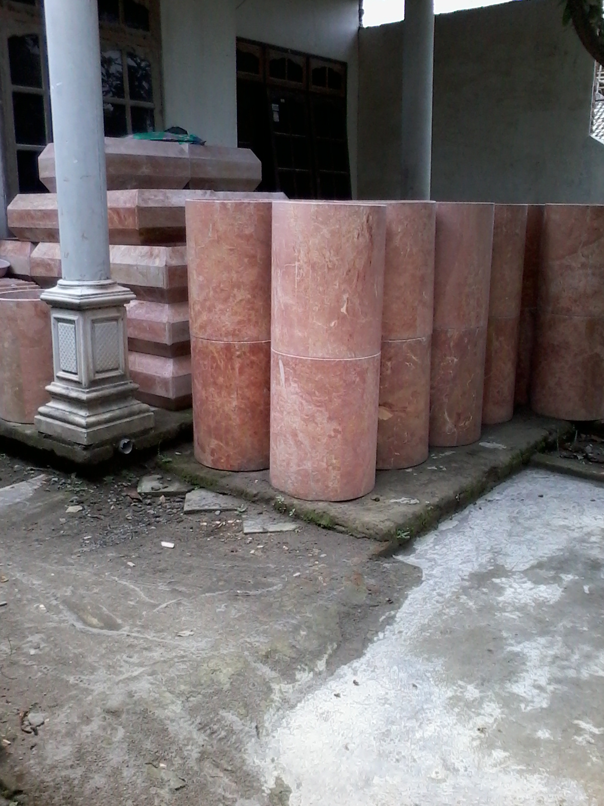 20 Granit Untuk Pilar Rumah