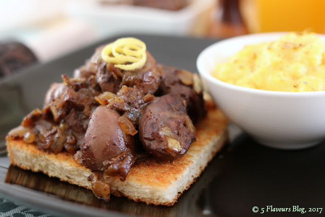 Lamb’s Kidneys & Gin on Toast, Side View