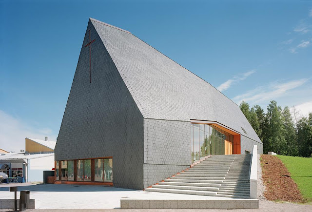 Lassila Hirvilammi Architects - Church Kuokkala - photo © Jussi Tiainen