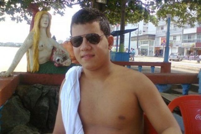 Família de jovem morto em Cardoso Moreira enfrenta via-crucis para sepultar o corpo