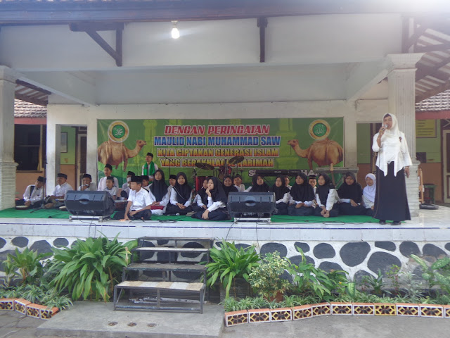 Kegiatan Maulid Nabi Muhammad SAW SDN Kepatihan Banyuwangi 2019