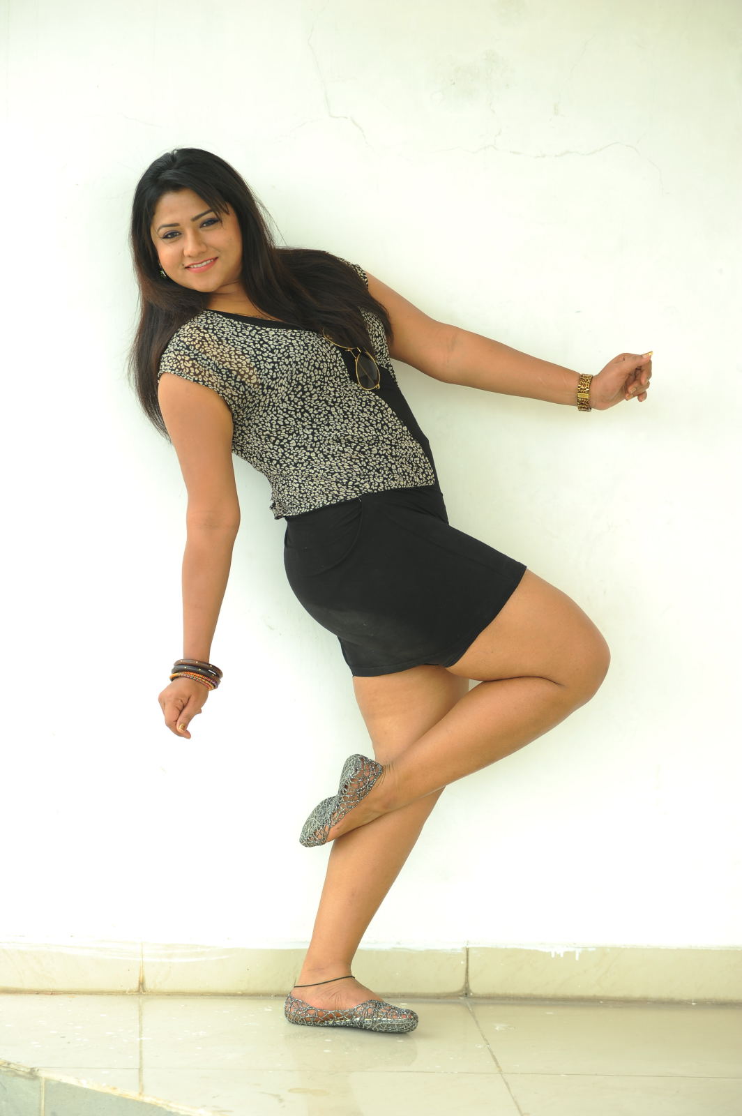 Jyothi Hot photo Shoot photos stills GalleryTelugu Cinema News Updates ...