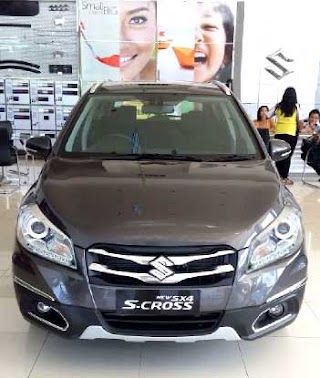 SX4 S Cross Sedan Gagah serasa SUV