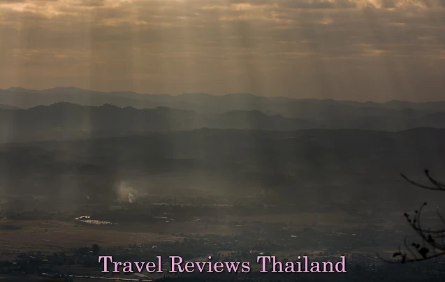 จุดชมวิววัดพระบาทปู่ผาแดง