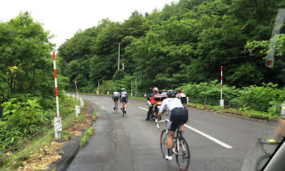 コース内で大迫力のレースを観戦できた。