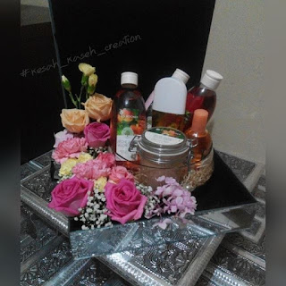 Gubahan hantaran fresh flower pink kuning {barang mandian & perfume}