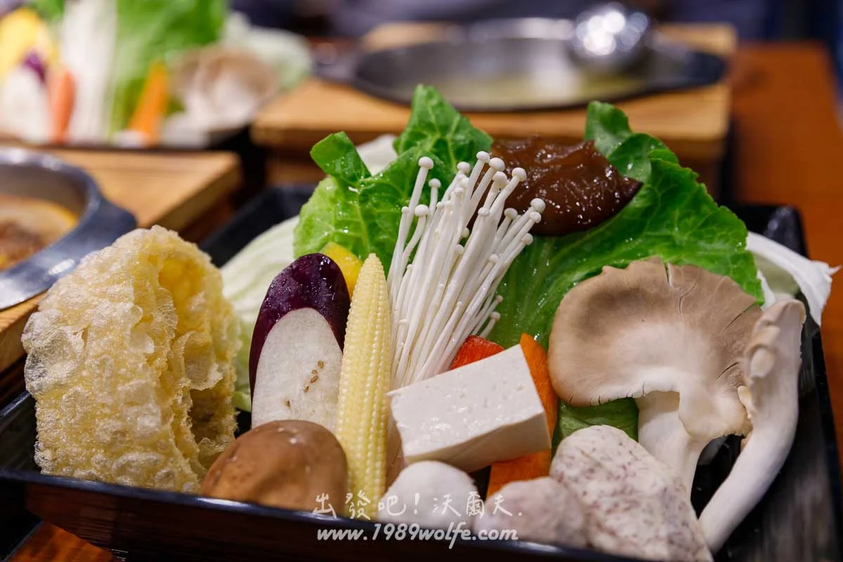 豐原家樂福美食推薦 鳥裊鍋物 鮮美肉質與湯底 必吃豬油拌飯