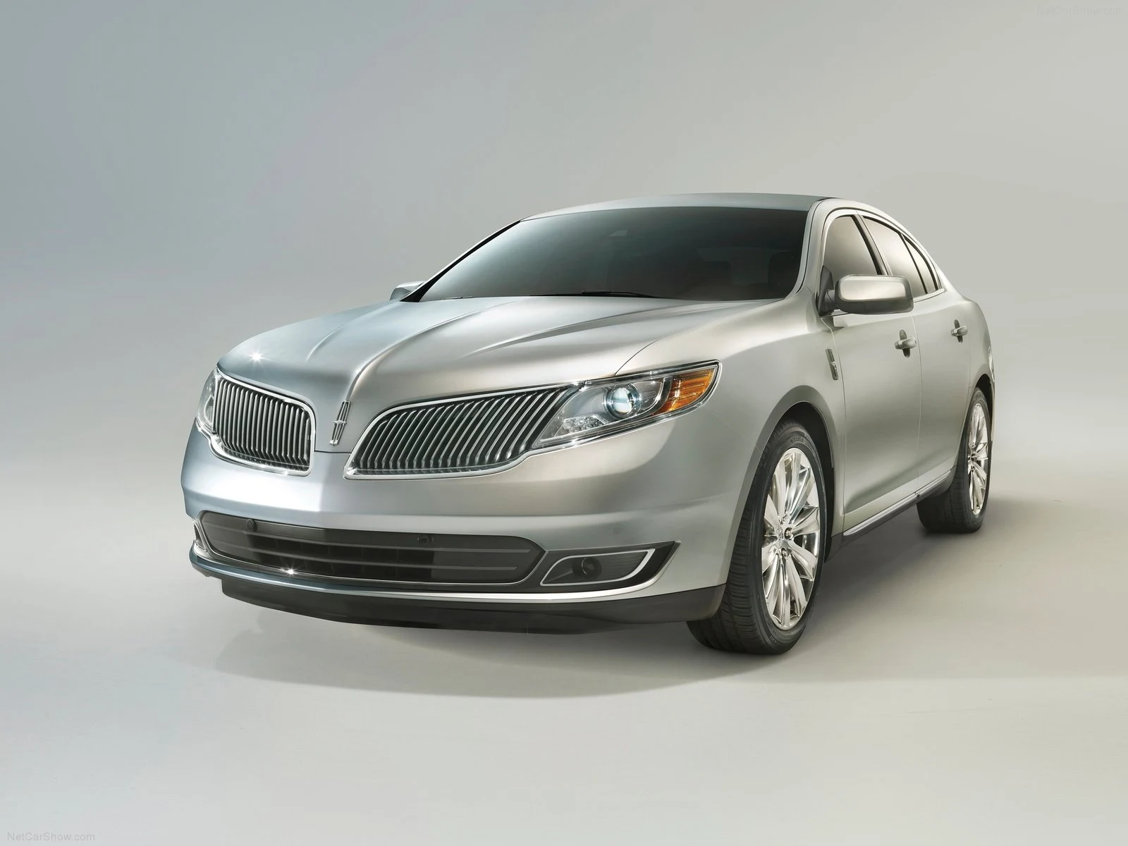 Hình ảnh xe ô tô Lincoln MKS 2013 & nội ngoại thất