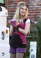 Avril Lavigne Is Still A Fake Punk