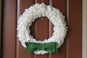 fleece rags wreath tutorial