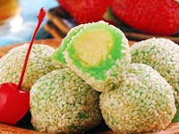 Resep Cara Membuat Kue Mochi Legit Pandan Wijen