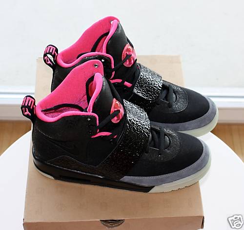 nike air. Nike Air Yeezy – Black Pink