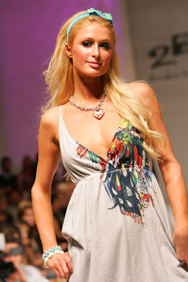 Paris Hilton photo